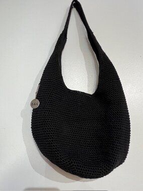 The SAK Vintage Womans Small Crocheted HOBO Shoulder Bag, Lined, Black